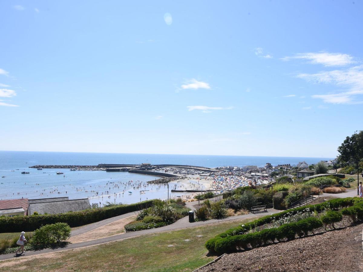 Okanagan Lyme Regis Buitenkant foto